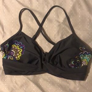 Athleta cross cross bikini top